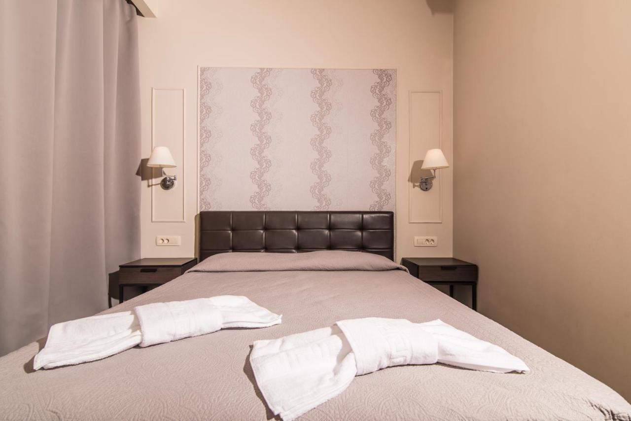 Hotel Petros チィリヴィ エクステリア 写真
